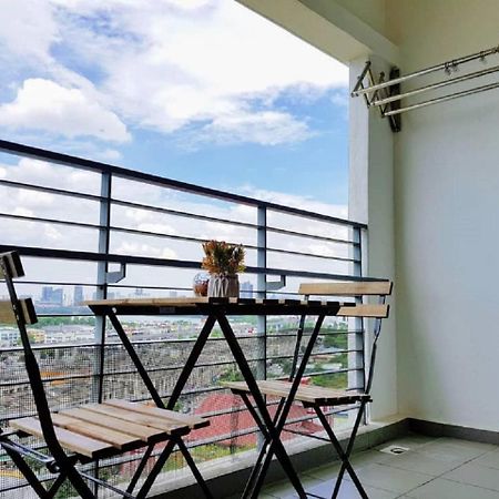 Puchong 8-12 Pax 5Min Lrt Cozy Apartment Ioi Mall Esterno foto